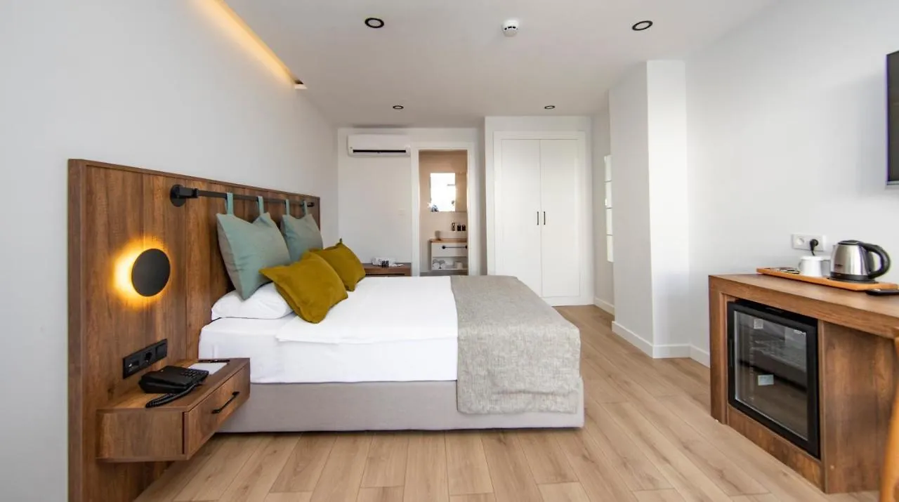 Nixie Hotel & Beach - Adult Only Yalikavak 5*,